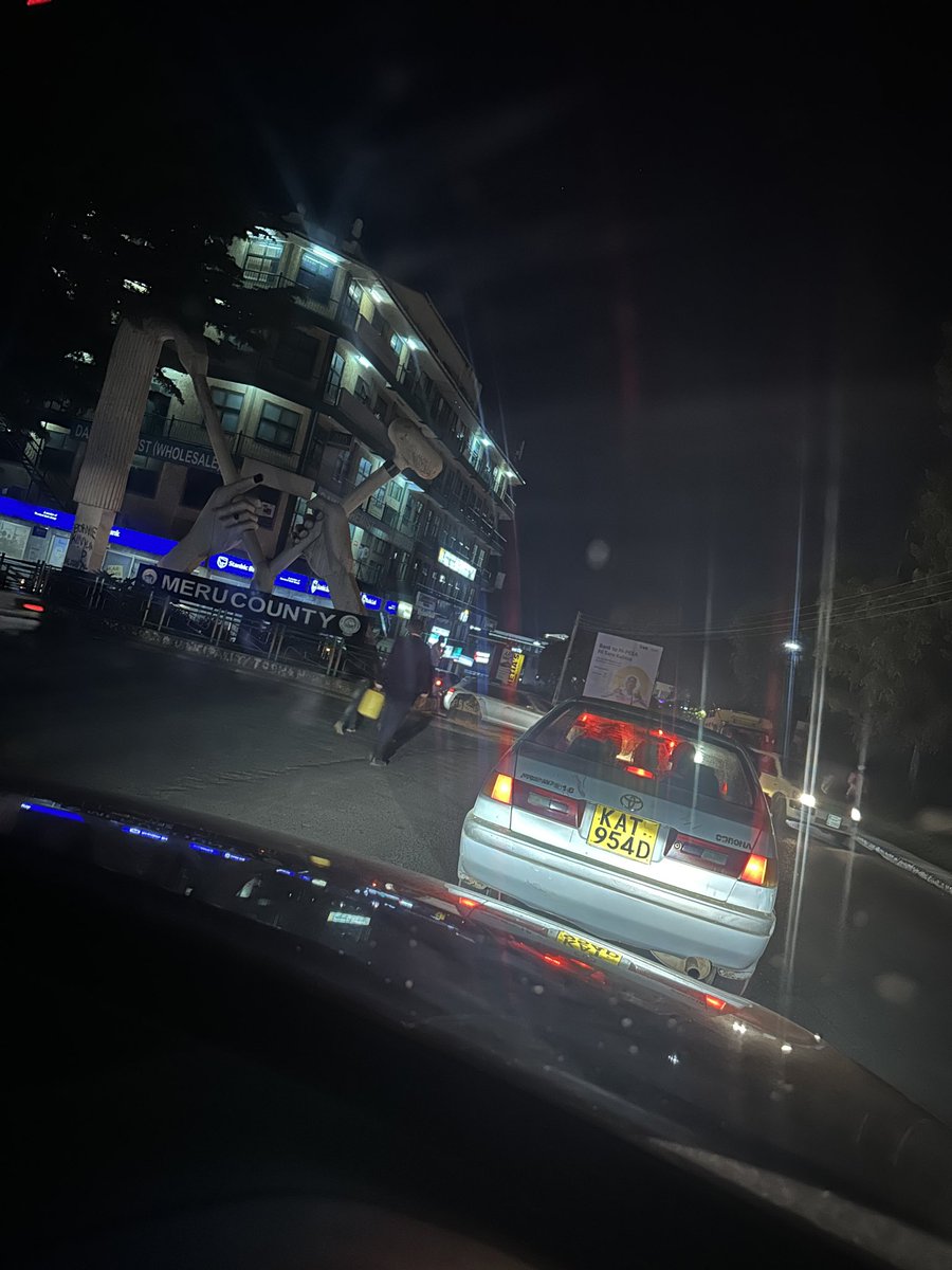 Mtu anitolee form huku😀