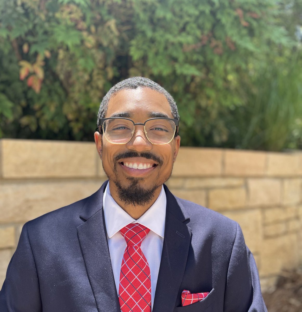 ubSEB's tweet photo. UBALT Family let’s welcome our newest team member Mr. Marcus Ponder Jr. Marcus will be coming on as the Membership Coordinator for the 2023-2024 Academic Year. You will have a chance to meet the full SEB team soon. Congratulations again to Marcus on joining the SEB Team. #ubalt https://t.co/BDztJEFKSu