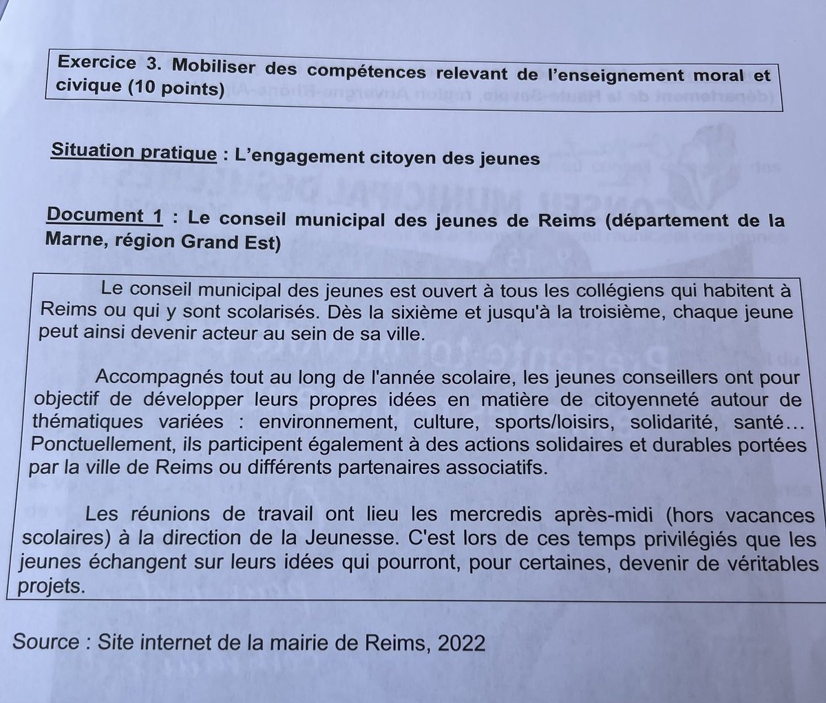 VilledeReims's tweet photo. Le #ConseilMunicipal des #Jeunes de #Reims à l’honneur dans l’épreuve du brevet du collège ! Si toi aussi tu veux rejoindre l’aventure #CMJ, inscris-toi : https://t.co/lr3ujpXMev https://t.co/zrekHTMTCt
