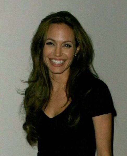 v🇸🇪 on Twitter: "RT @PopCulture2000s: angelina jolie, 2006."