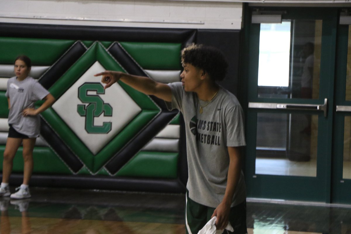 Always great to have current and former Saint student-athletes helping out with camps! First day of basketball camp for the 7th-12th graders! #SCCCSaints #GoodToBeGreen