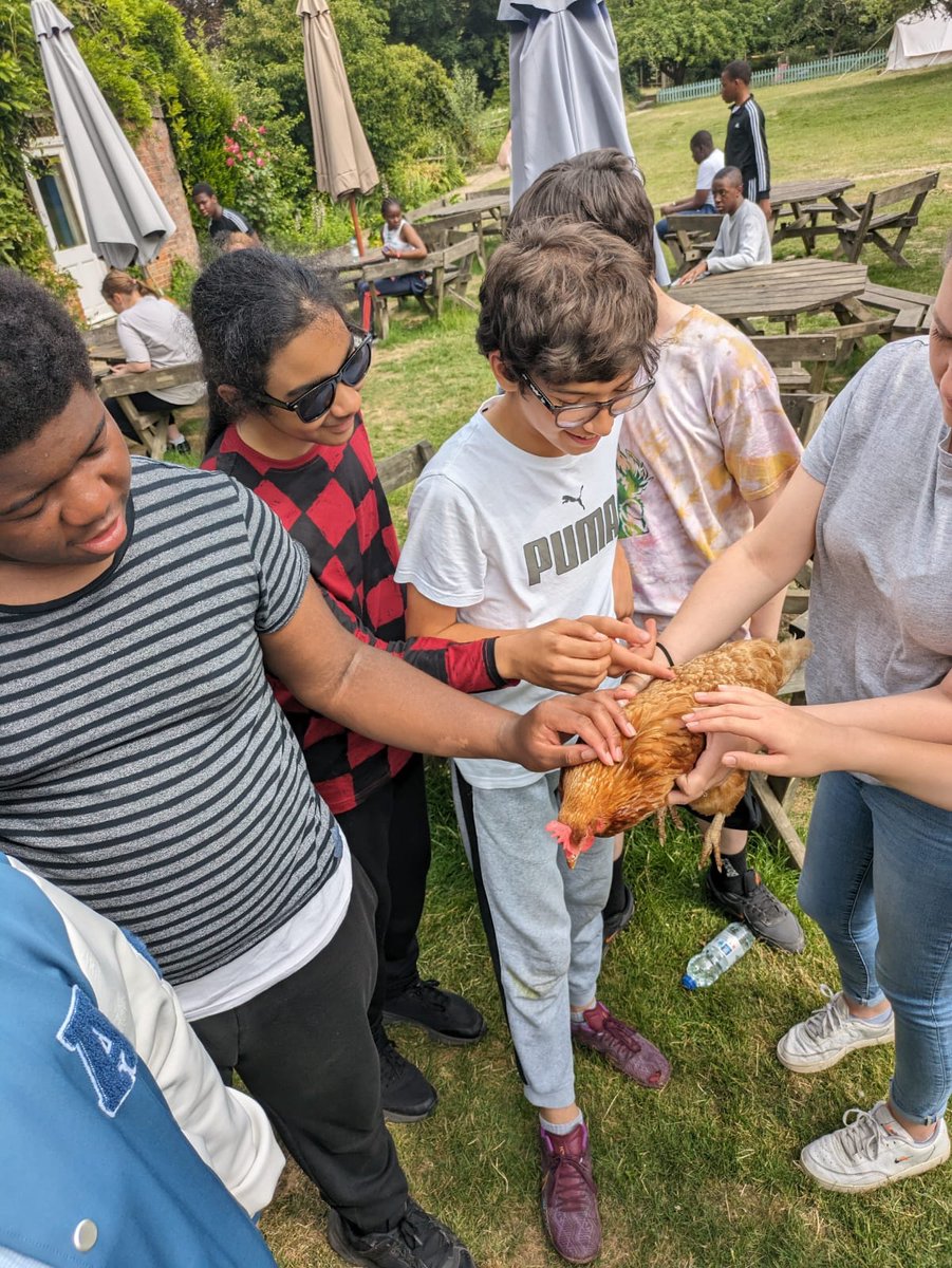 Stormont House tweet media