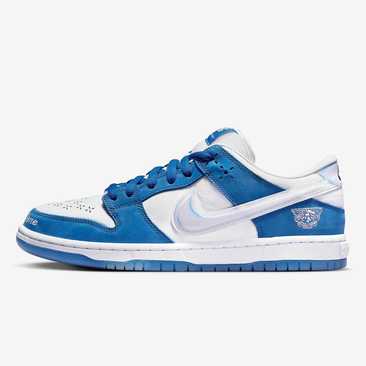 SoleCalendar's tweet photo. 📅 7/21 ‘In Loving Memory’ Nike SB Dunks
#solecal #solecalendar #nikesb #bornxraised #ripspanto🕊 https://t.co/4CwcHgy4qy