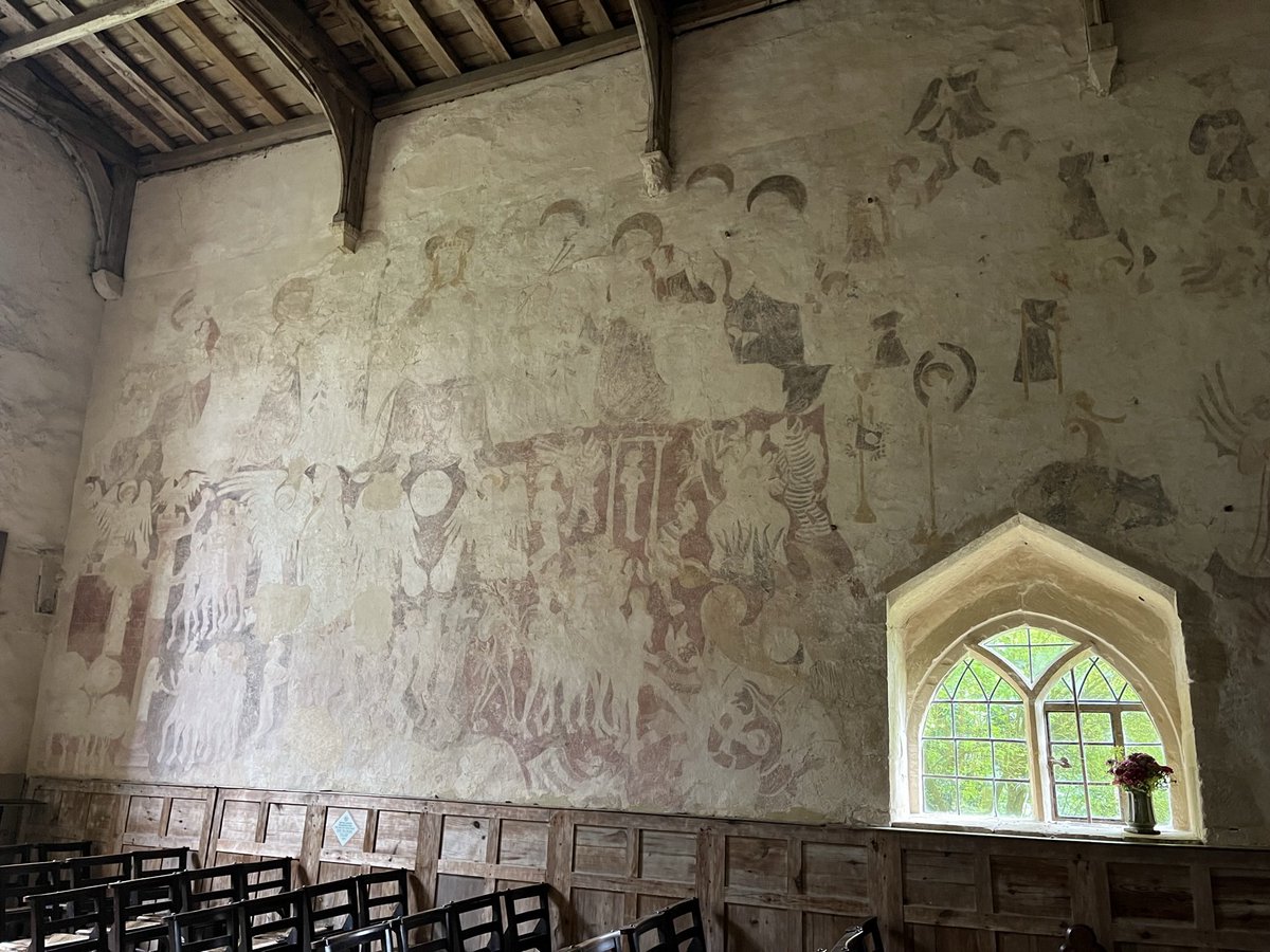 HockleyDawson's tweet photo. St Nicholas, Lower Oddington https://t.co/S8DQriPSh4