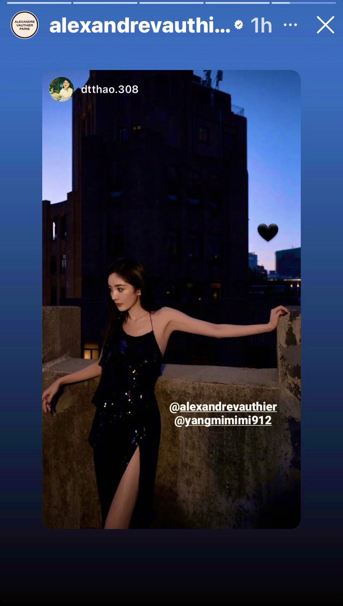 Queenbee_fox's tweet photo. #AlexanderVauthier official instagram has claimed it #YangMi 😍 https://t.co/BsfzMhTUqo
