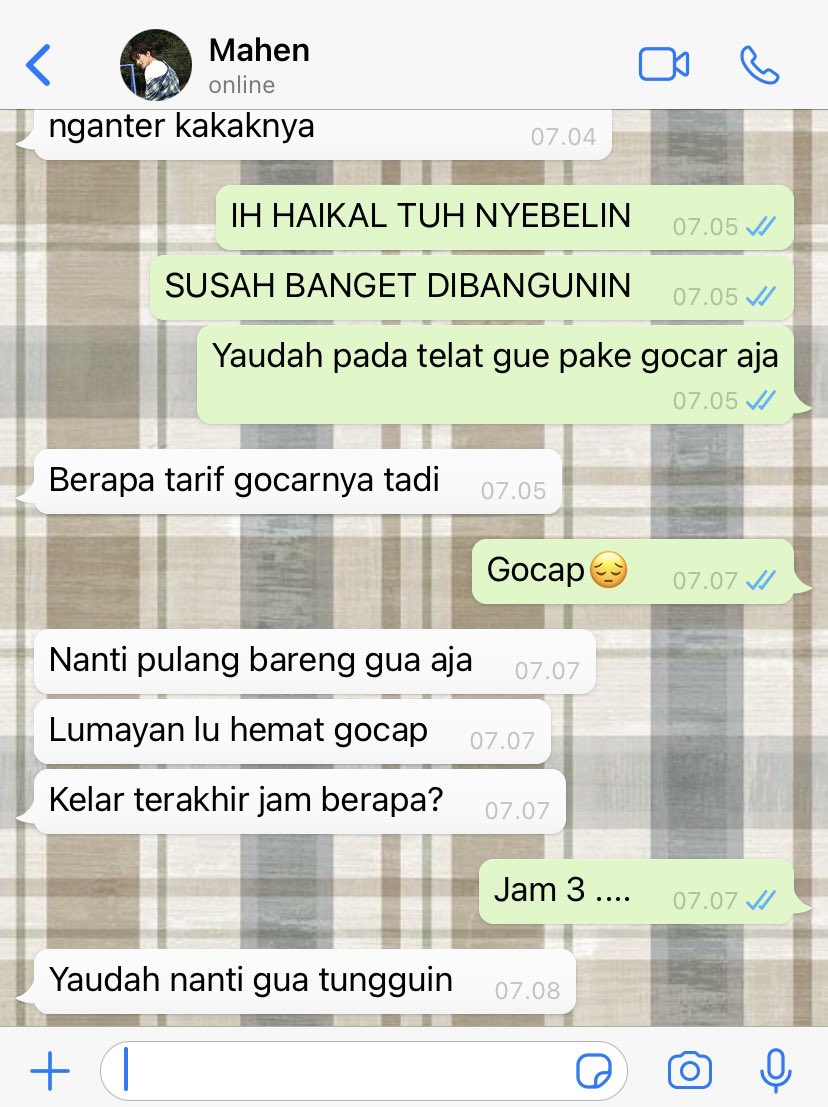 sebirunada's tweet photo. 135. cie semangat kuliah pagi ceunah ihiy https://t.co/GLphNJvI5M