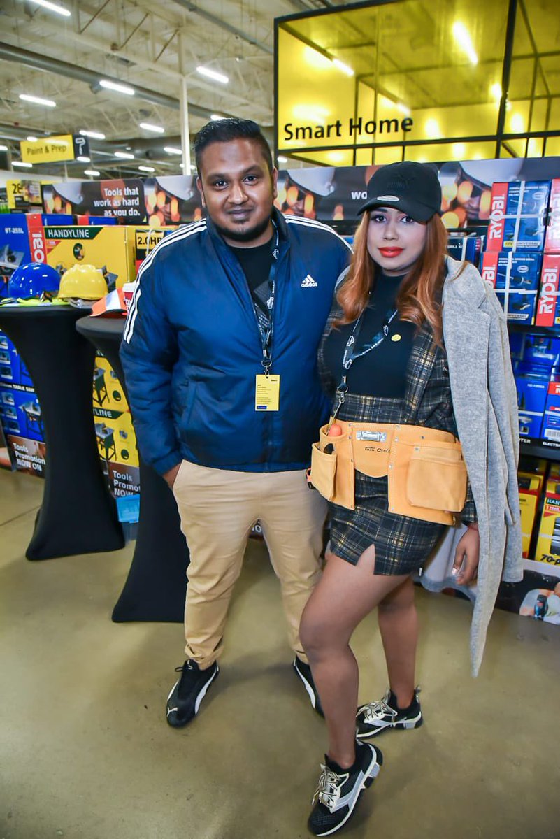 BuildersSA's tweet photo. Ready to get immersed in a sea of innovation and creativity at the #BuildersDIYLab  event #DoItYourWay #HeresToHome https://t.co/Plufb2X4IV