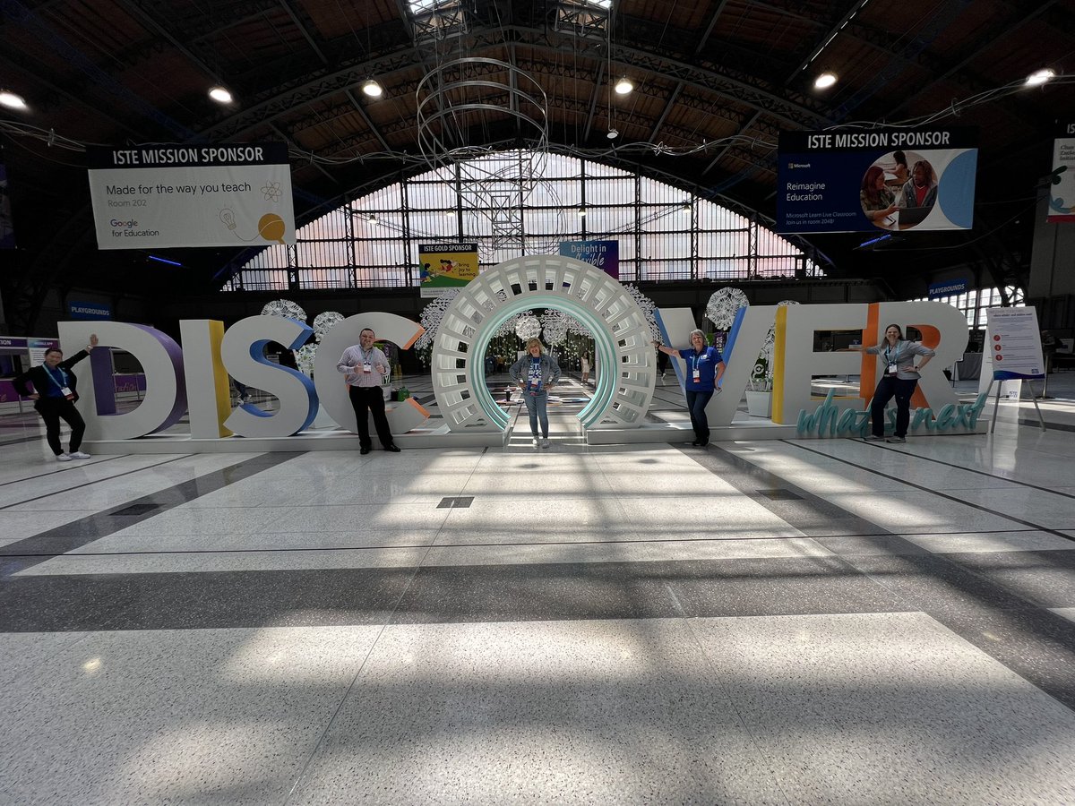 Debbie Reynolds tweet media