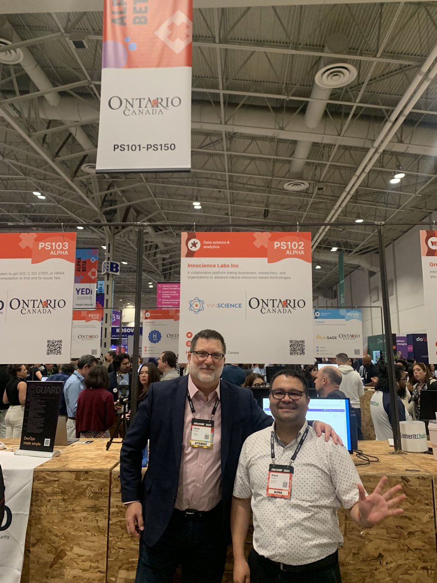 StanyCast's tweet photo. Great presentation day of ⁦@InnscienceL⁩ . Thank you ⁦⁦@Dudley_CL⁩ , #HelixSeneca, ⁦@SDZTorontoMet⁩ https://t.co/rzbIlIPj3E