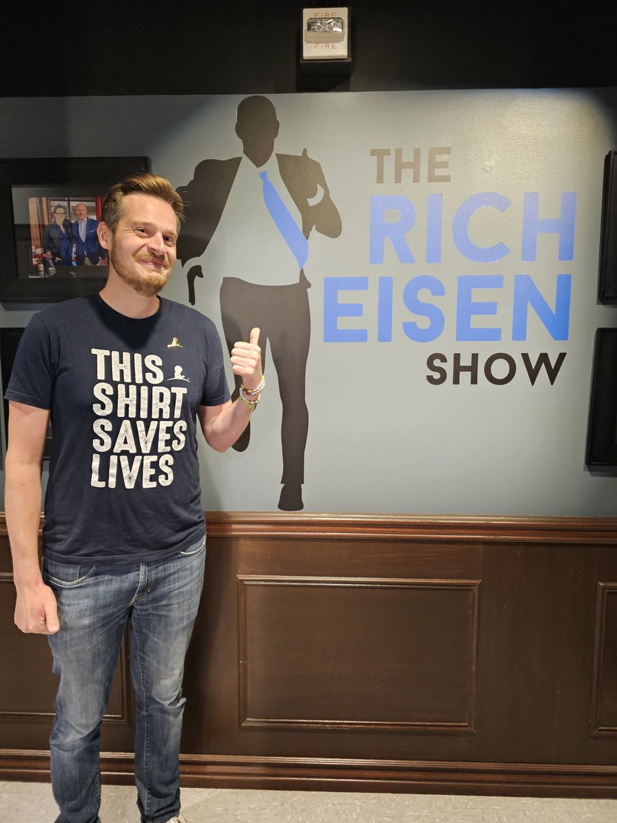 tomgrossicomedy's tweet image. 