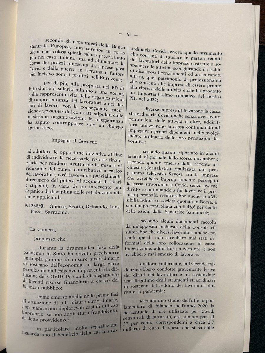 Arturo_Scotto's tweet photo. L’approvazione di questo Odg è tecnicamente una sfiducia alla ministra Santanché. Se le accuse dovessero essere confermate dovrebbe dimettersi. O si sono sbagliati perché non hanno letto il testo oppure si è aperta una crepa nella maggioranza. Qualcuno ne tragga le conseguenze. https://t.co/uHnjFCPOlK