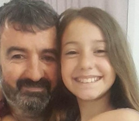 BoraKonj's tweet photo. Nina je uspela da sakupi novac za lečenje oca! Uskoro putuju u Moskvu! 

Bravo dobri ljudi! ❤❤❤❤❤❤❤ https://t.co/apOGTe4HZ8