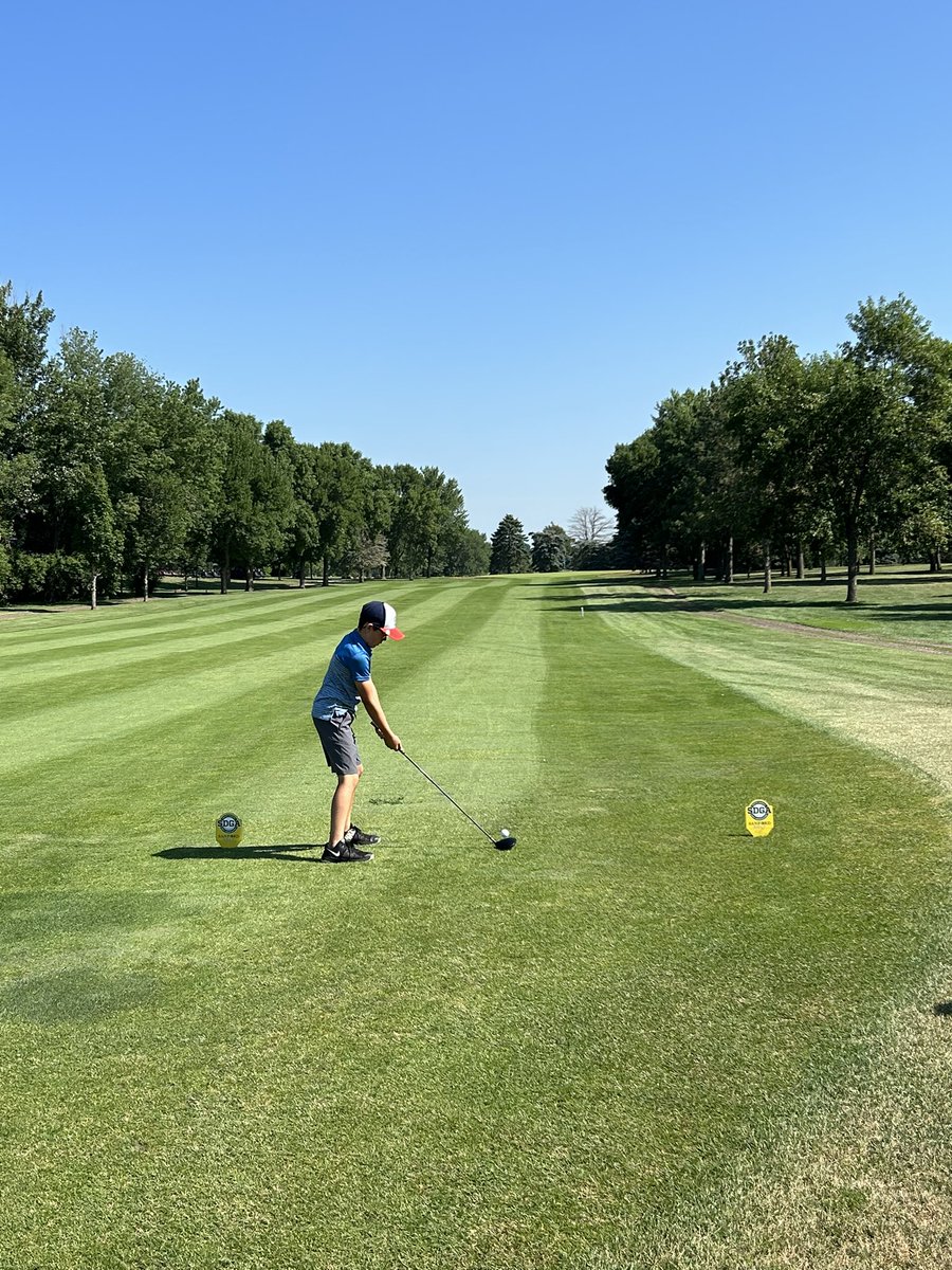 LVeurink's tweet photo. Fun morning caddying for G https://t.co/xoqU2R71ta