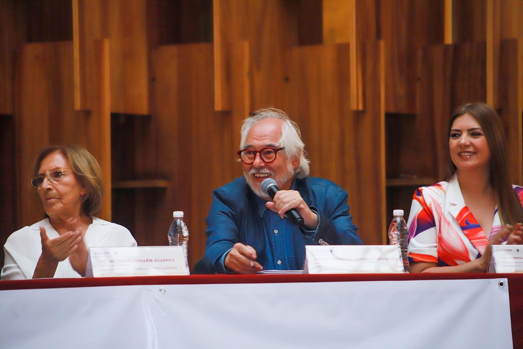 laREDMX's tweet photo. Con el objetivo de impulsar la educación y la cultura en el país, ayer el presidente @fersanchezmej de @laREDMX firmó un importante convenio con @Conaliteg en el emblemático Palacio Postal. 📑 https://t.co/7UqCj5kALw
