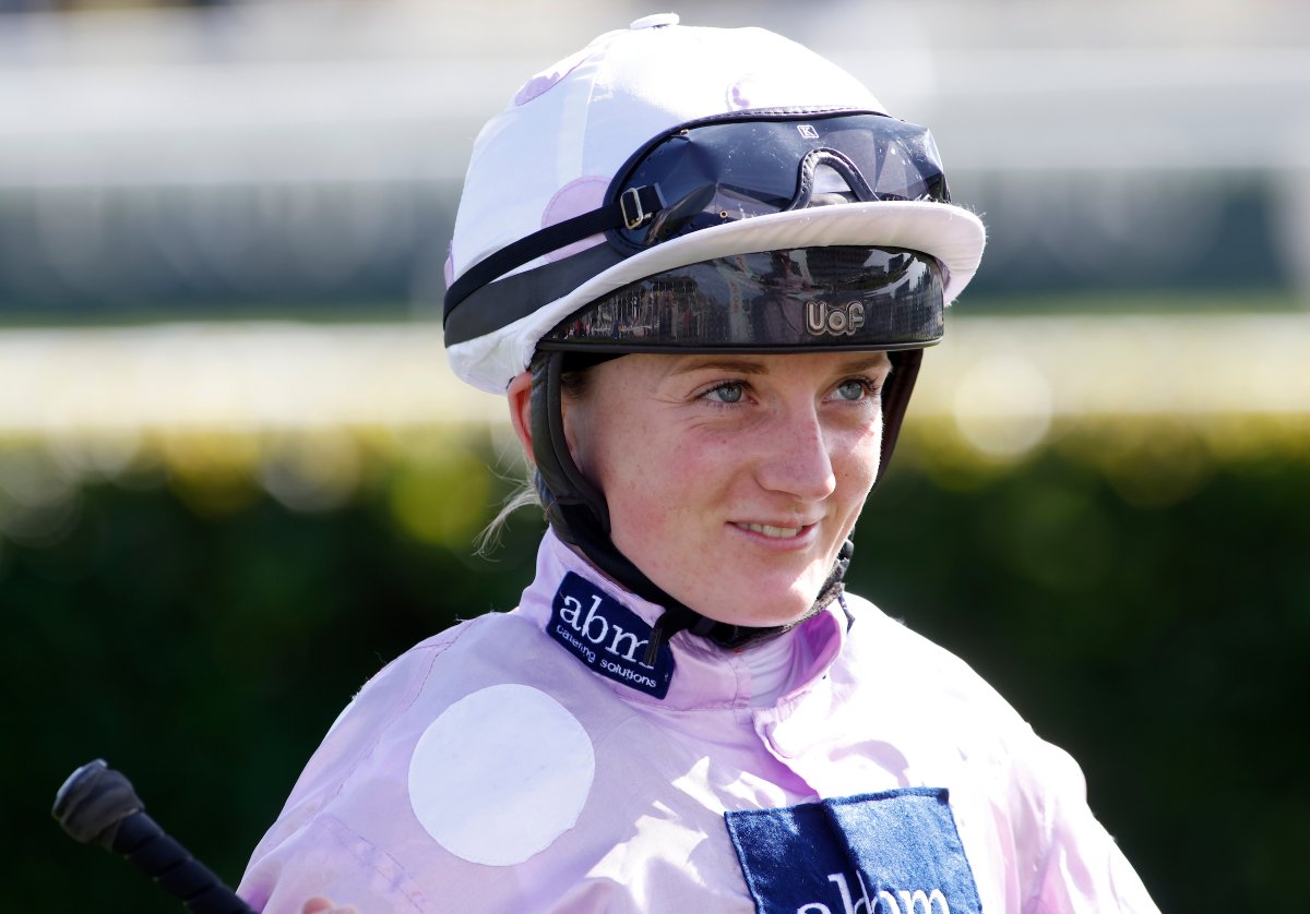 History for @HollieDoyle1 🔥 She has now ridden a winner at every Flat racecourse in the UK