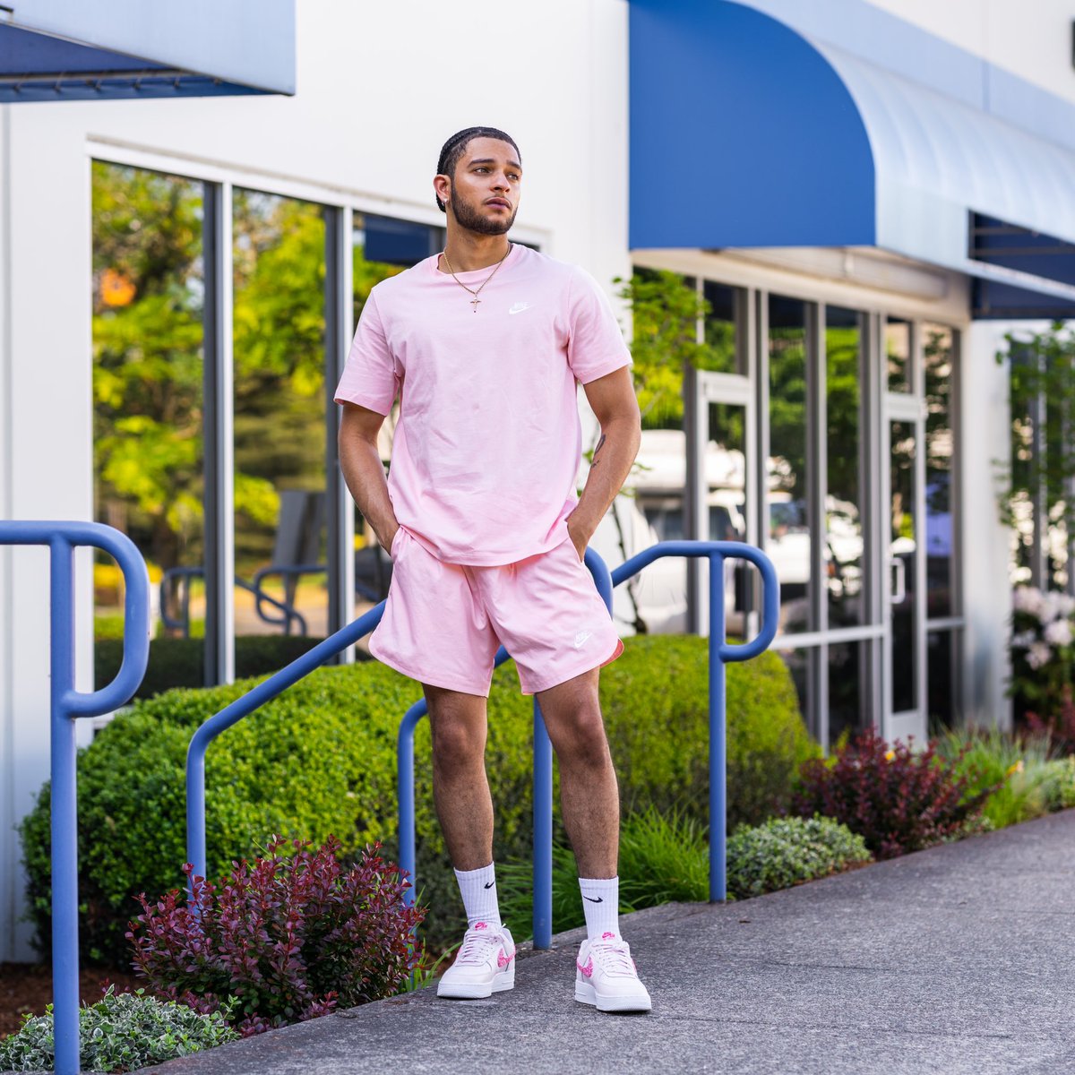 YoManAlberto's tweet photo. Nike Summer Outfits! Shop/watch the YouTube haul here or link in bio: https://t.co/FUWD6cOlWY  #nike #summeroutfits #airforce1 #nikeclothing #nikesportswear https://t.co/jrU9R1KcdK