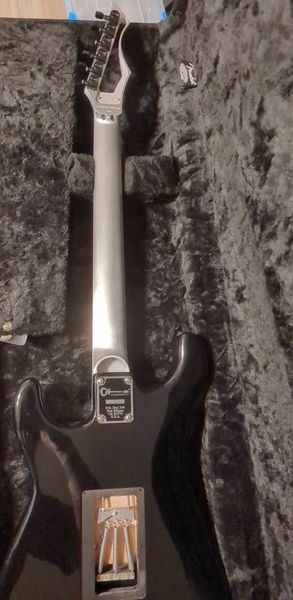 I had a guitar stolen from my truck yesterday. Charvel with a Hoxley aluminum neck in a Fender case. Already filed a police report. Brand new. These are the only pictures I've got. DM if you run into it. Thanks!