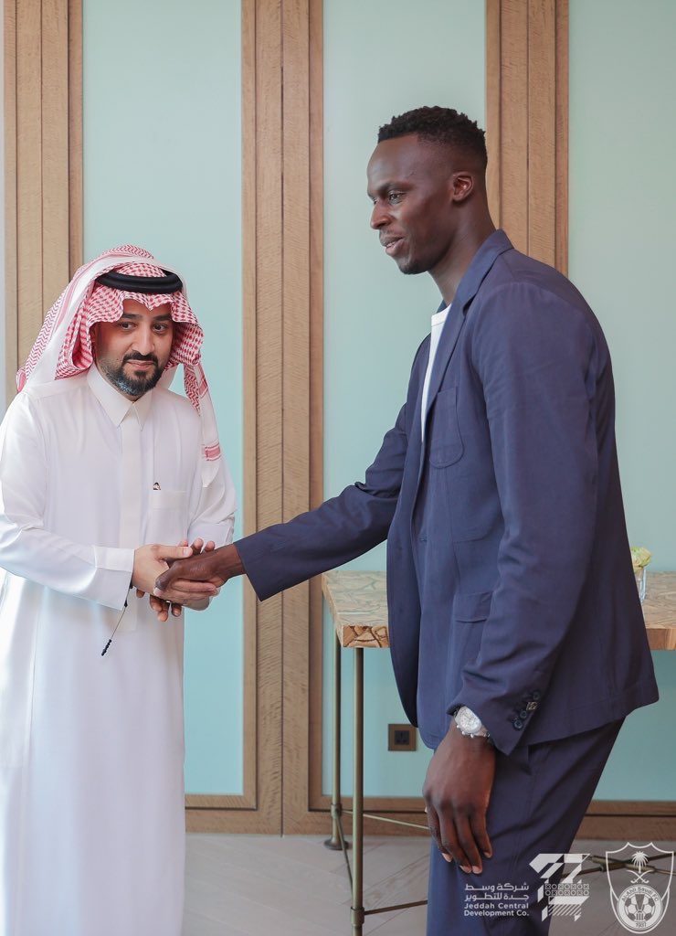 ALAHLI_FC's tweet photo. 📸🇸🇳🧤🔒 https://t.co/DWWoQvhKtd