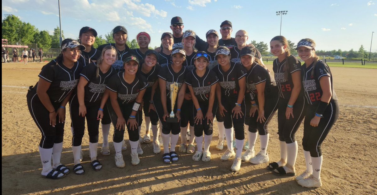 2023 18U SUPER CUP 🏆 @thealliancefp finalist in Colorado! 
GO DOGS  🐾❤️! #GoDogs @StacyMayJohnson @whitney_arion @Hey_Coach_Bobby @Coach_ShelbyAnn @FSSoftballnews @FresnoStateSB @romangallegos27 @FCBrashear  @MaxPreps