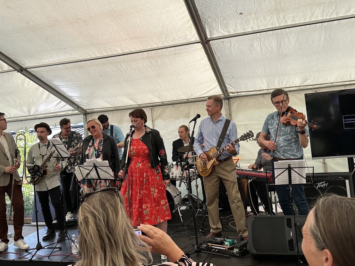 Upeaa heittäytymistä vientiteollisuudelta ⁦<a href="/LehtomakiPaula/">Paula Lehtomäki</a>⁩ ⁦<a href="/mika_aalto/">Mika Aalto</a>⁩ ⁦⁦<a href="/JaakkoHirvola/">Jaakko Hirvola</a>⁩ #SuomiAreena2023