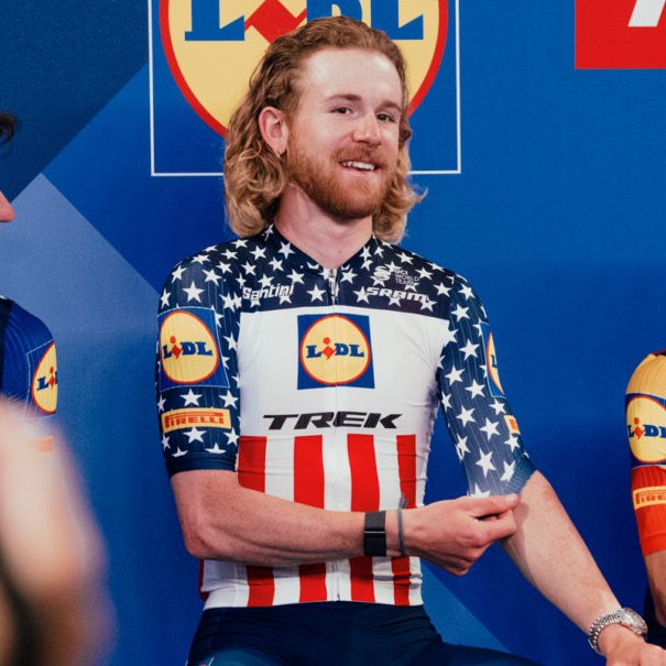 First look at Quinn Simmons (@QuinnSimmons9) in the new 🇺🇸National Champion's jersey.

#TDF2023 (Via: @TrekSegafredo)