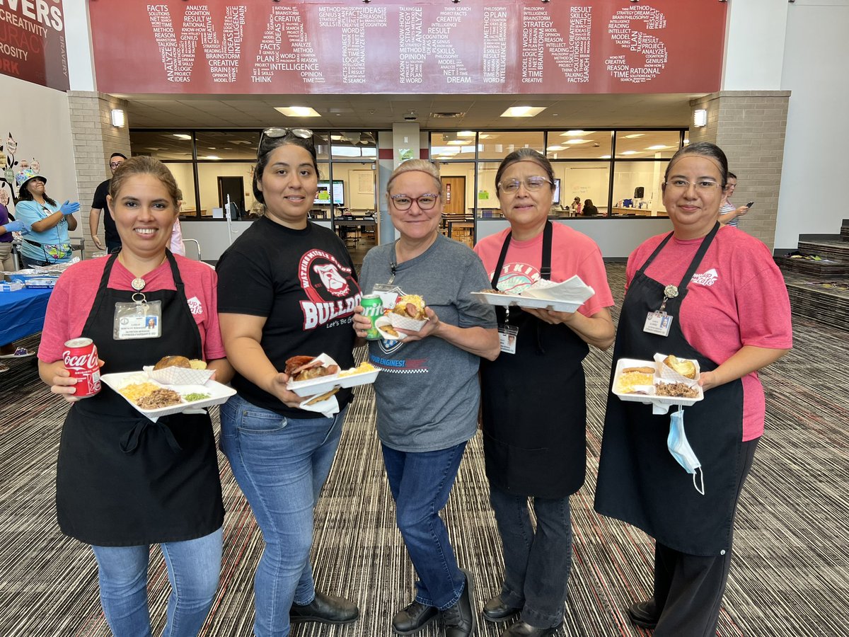 AmericanMama_17's tweet photo. These amazing @Watkins_CFISD @PowerUpCafe ladies have been amazing during Math and Literacy Camp 2023. They have kept all of our students well fed! Thank you ladies! #CampNOW @Dr_BWatson https://t.co/opoYbvTgFF