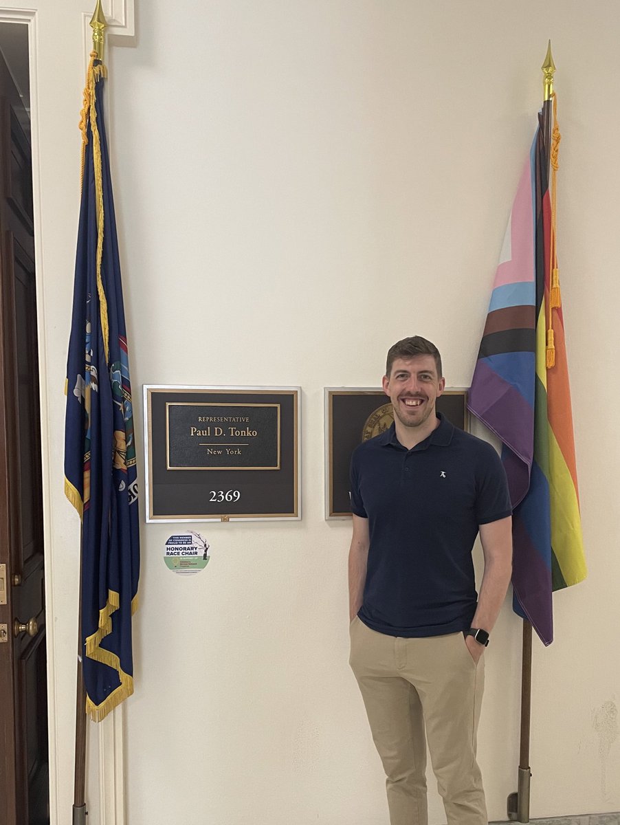 Thanks to @ClaraTibbetts for the tour of the US Capital today!! Thanks to @RepPaulTonko for advocating for #equality and being an ally! 
Happy Pride y’all! 
#pride #lgbtq #LGBTQinSTEM #chemistry #professor #conferencetravel