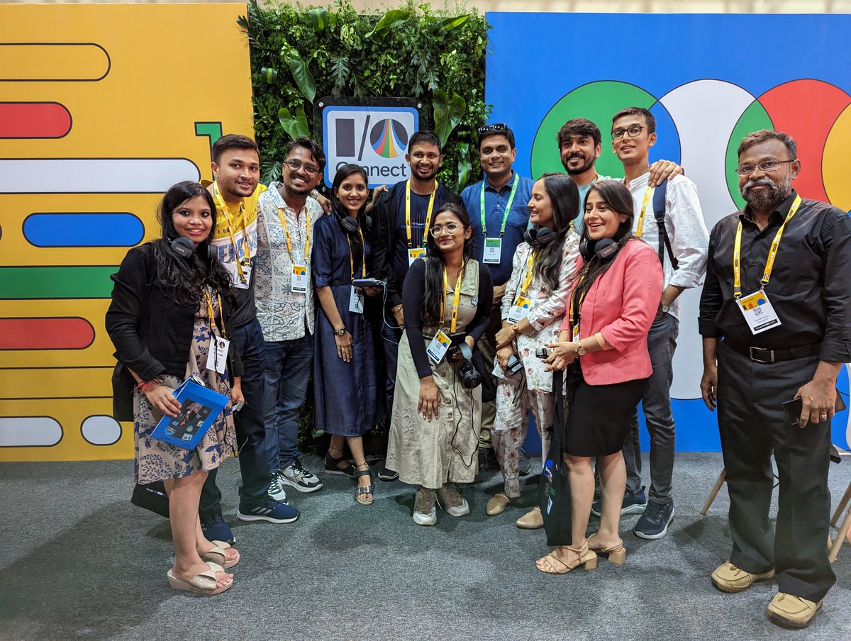 tripathiuttam's tweet photo. @VinayakGavariya @swapniljathar @googledevs @GoogleDevsIN @karthik_padman @sebastiantc @ankurkotwal We had a number of members from #Indore Community at #GoogleIOConnect https://t.co/QWIGcmcuSo