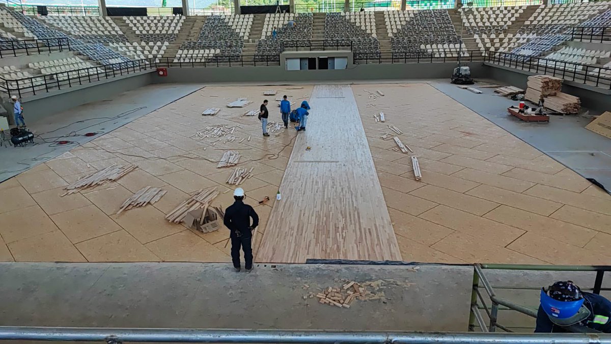 GobdelCesar's tweet photo. Así avanza la construcción del Coliseo de Basketball en el Centro de Alto Rendimiento Deportivo ‘La Gota Fria’. https://t.co/HjTUGRiHi8