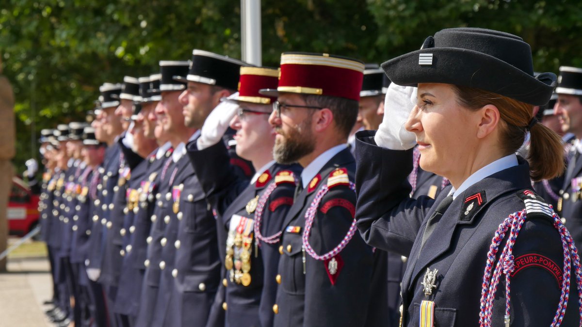 Au-delà de son aspect solennel, cette cérémonie est un moment inoubliable dans la vie de ces femmes et de ces hommes : en rejoignant les forces de <a href="/SecCivileFrance/">Sécurité Civile</a>, toutes et tous ont fait le choix d’un engagement fort au service de la population 🤝

#Pompiers #Ensosp