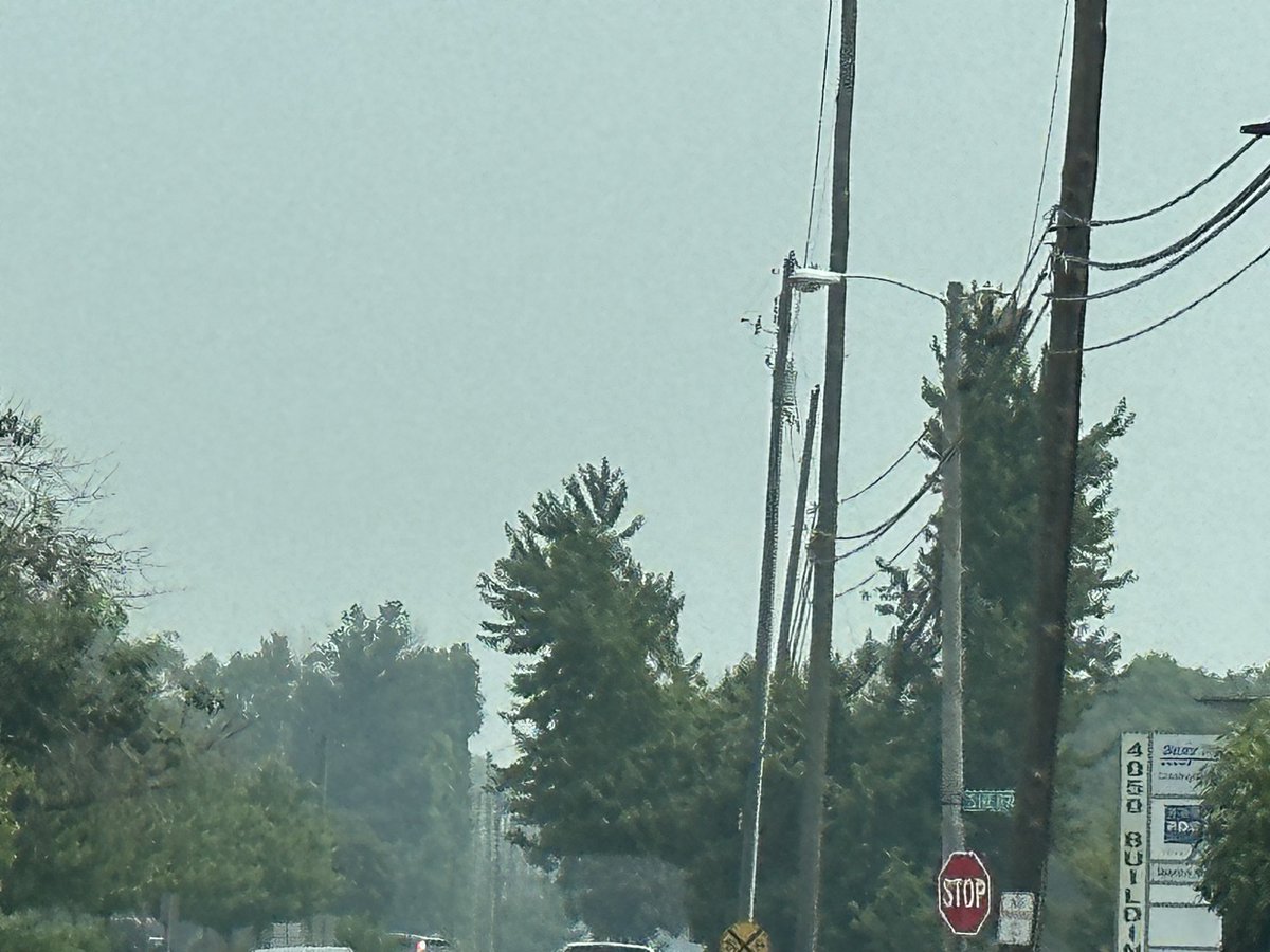 Hey ⁦<a href="/WLKYJayCardosi/">Jay Cardosi WLKY</a>⁩ ⁦<a href="/ulsphis/">UofL Public Health</a>⁩ what is up with today’s air quality?