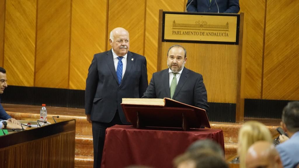 Hoy nuestros nuevos diputados autonómicos han tomado posesión en el Pleno del Parlamento.

¡Bienvenidos!