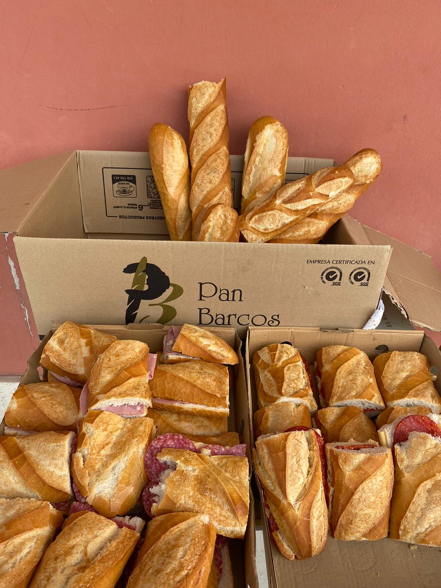 TalentiaFutbol's tweet photo. ⚽ MILAGRO📍
También hemos tenido nuestros súper bocatas de @pan_barcos que tanto nos gustan 🥖

Hoy nueva jornada de TALENTLEAGUE con sorpresas en las cartas que nos deparan ventajas durante los partidos.🎉

✅ Vamos a por el jueves con muchísimas ganas de seguir aprendiendo. https://t.co/5cMXalacPg