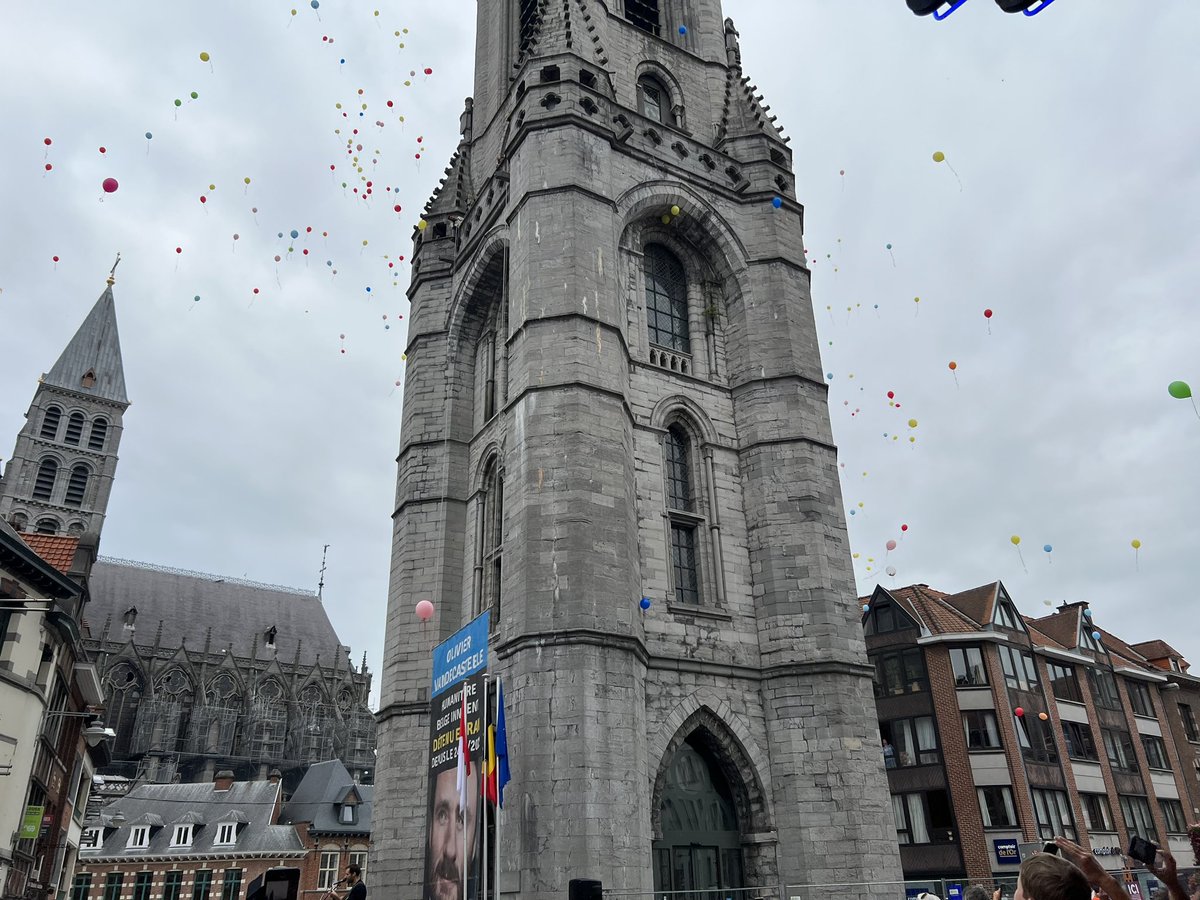 De stad Doornik wil alle Belgische steden en gemeenten bedanken die hun steun hebben betuigd door te stemmen voor een motie voor de vrijlating van Olivier Vandecasteele. @FreeOlivierVDC