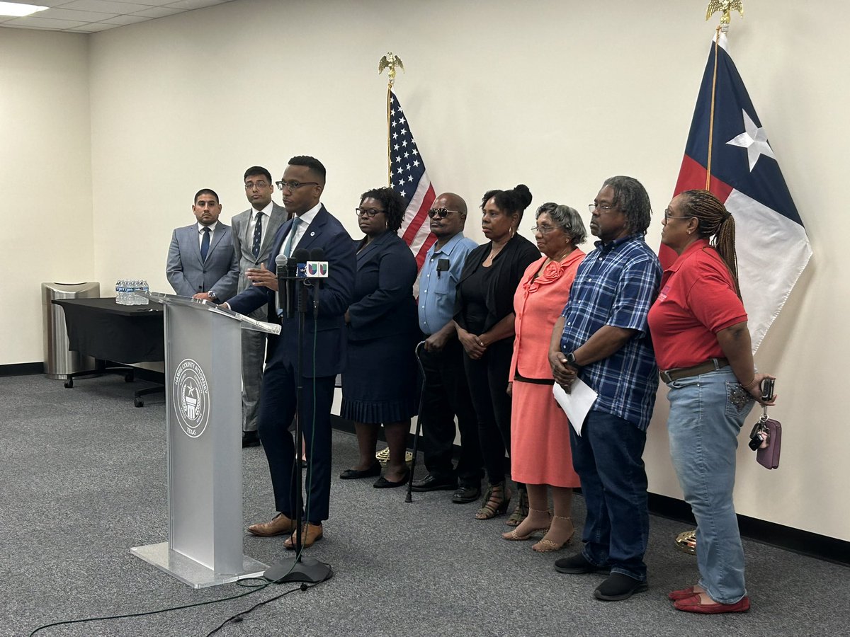 Christian D. Menefee tweet media