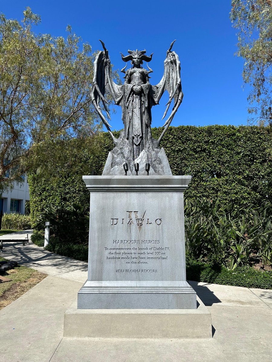 Blizzard Entertainment on Twitter "🩸 Lilith's presence is inescapable