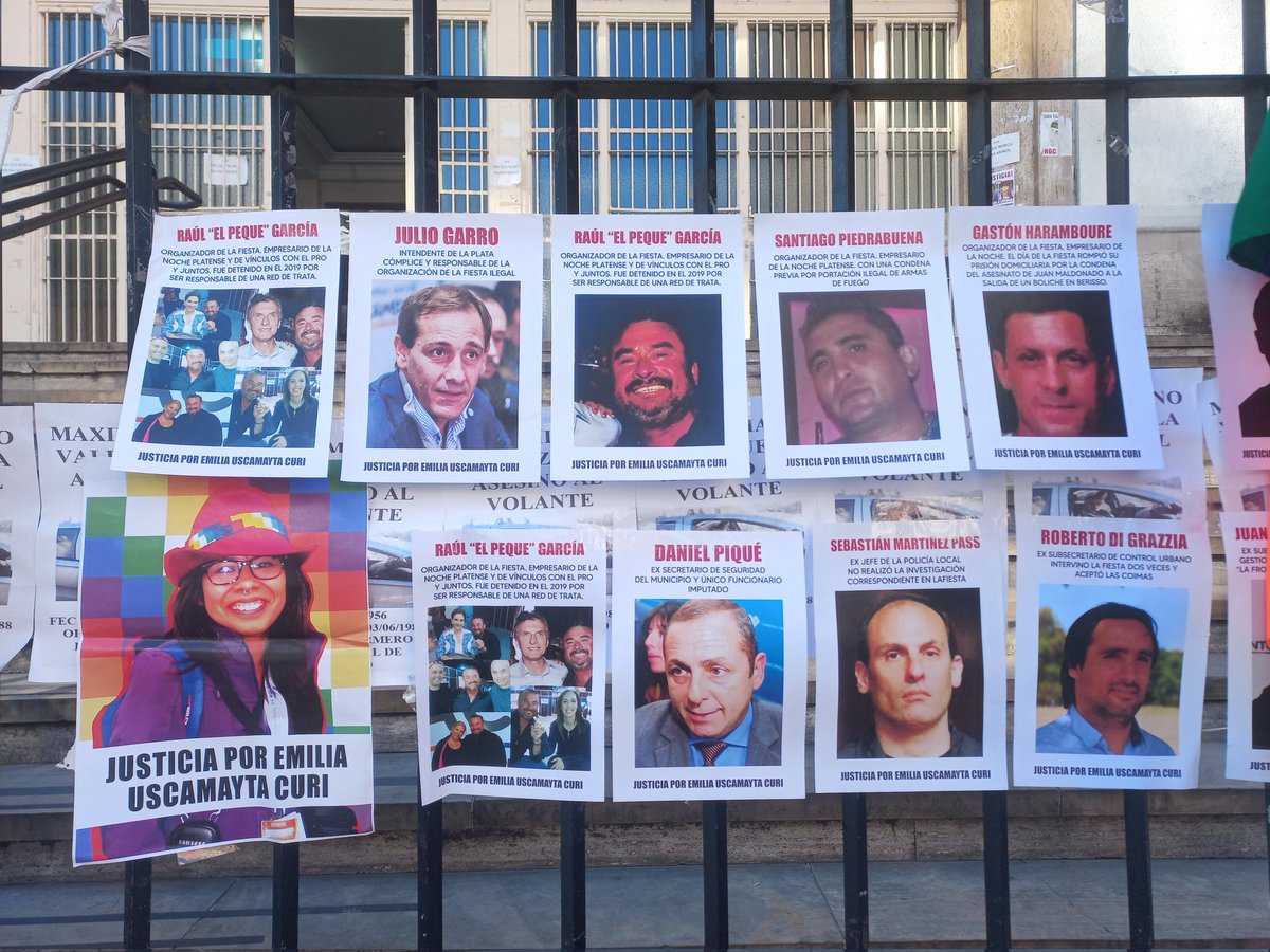 NuestrapatriaLP's tweet photo. ¡JUSTICIA POR EMILIA USCAMAYTA CURI!

Arrancó el juicio que tiene como imputados a los cuatro empresarios de la noche que organizaron la fiesta ilegal en la que perdió la vida Emilia.
"Peque" García, Piedrabuena, Haramboure y Bellone ¡son responsables!
¡Hasta que sea justicia! https://t.co/twjTzc99Jz