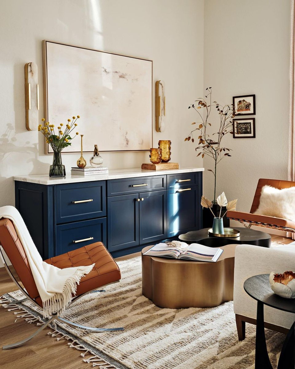 SklarTeam's tweet photo. With summer here, it's time to take a look at some of the interior design trends of the season:

1. Wood Elements
2. Bold Colors
3. Goodbye Grey, Hello Brown
4. Biophilic Design

Check out these stunning pictures from @firefinish_interiors for inspiration! https://t.co/QFQeU64KKB