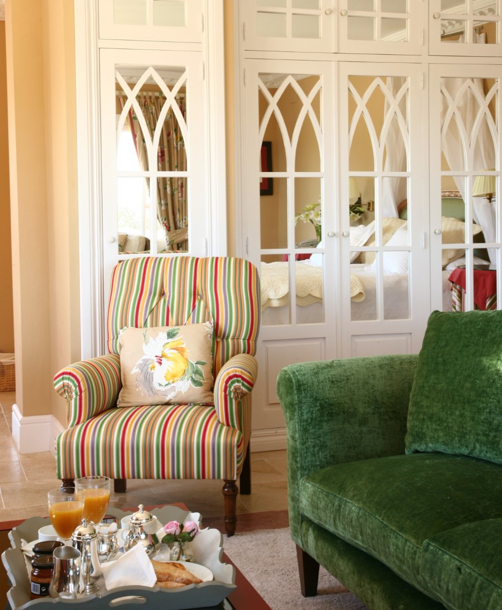 Desconexión y muchos mimos. 

#valdepalacios #CountryHotel
#LuxuryHotelSpain
#HoteldeLujoenelCampo
#CountryLifeStyle