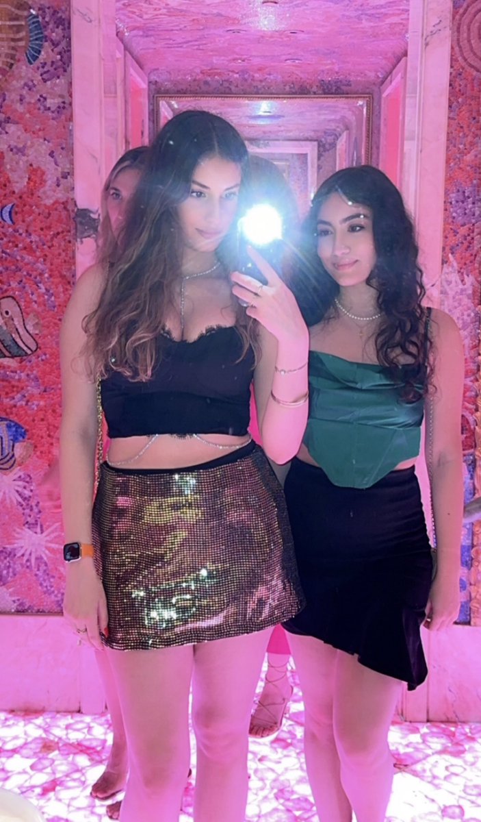 Angela ✨ tweet media