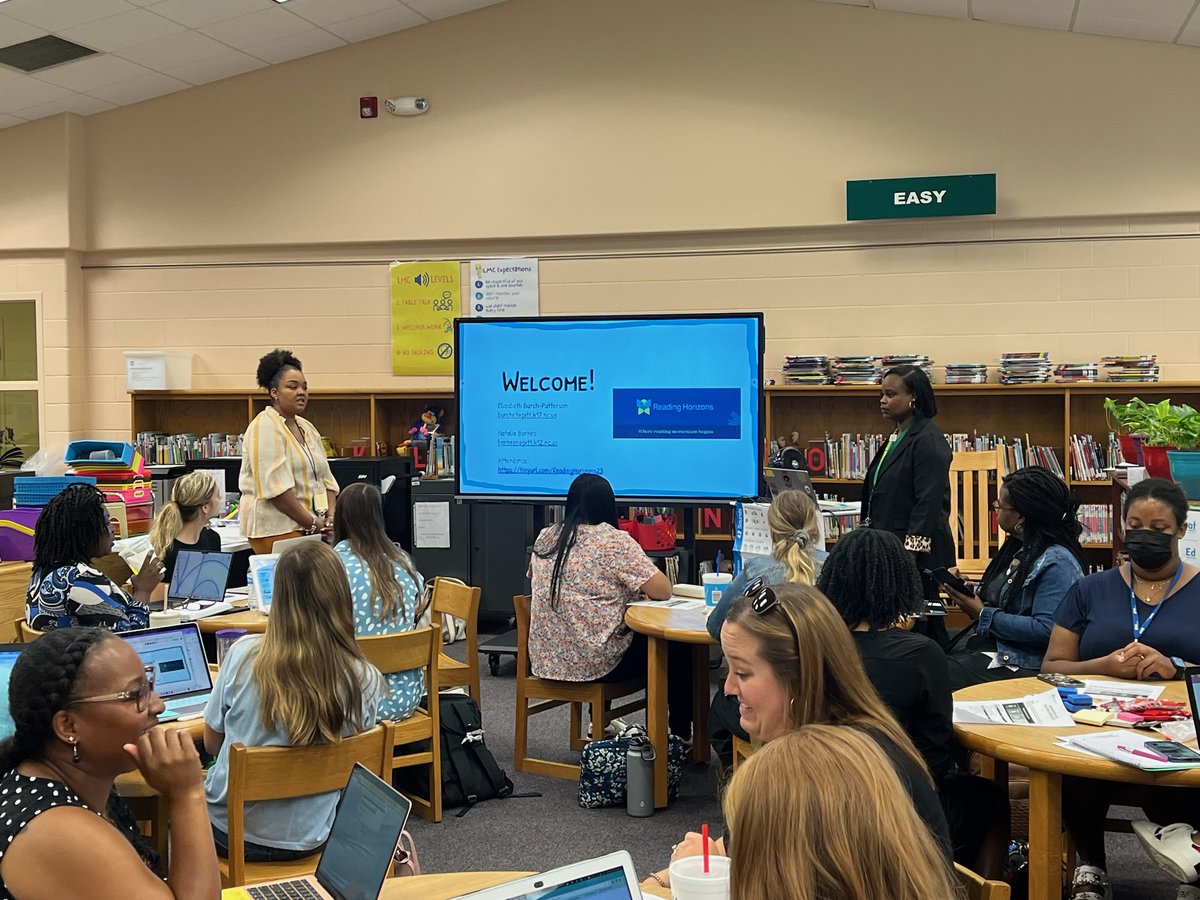 Reading Horizons Teacher Training for Reading Camp in @PCS_NC was underway today! Teachers were able to learn about the CORE 4 and practice in collaborative groups. #learningtoread @ReadingHorizons @lisaCtate Thanks to our very own PCS trainers Natalie & Elizabeth! 🩷 #beleadact