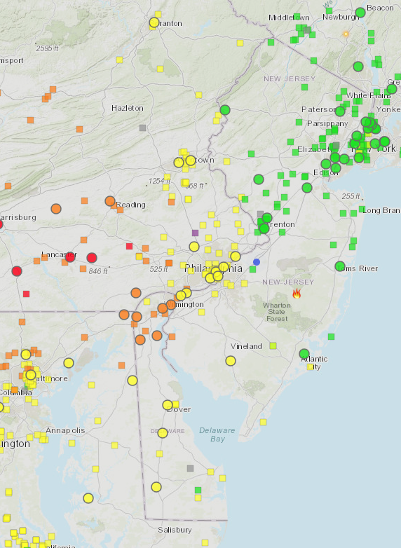 NWS_MountHolly's tweet photo. Smoky air dispersed from Canadian wildfires that has brought very unhealthy air west of the Appalachians is bringing air quality into the 'code orange &amp; code red' categories, especially west of NJ. See the latest air quality forecast here: https://t.co/gcVivI3uA5 https://t.co/ERAQ1G2TJL