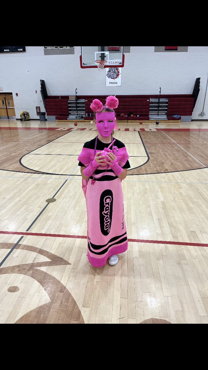 Bedford_NH_GVBB's tweet image. Day three of camp was pink day!! Lily won it going away! S/O to the Wednesday Campers of the Day - Mia, Charlotte, and Juliet! Tomorrow’s theme is re, white, and blue for Independence Day!
We love seeing all our future Bulldogs! #godogsgo #fam1ly