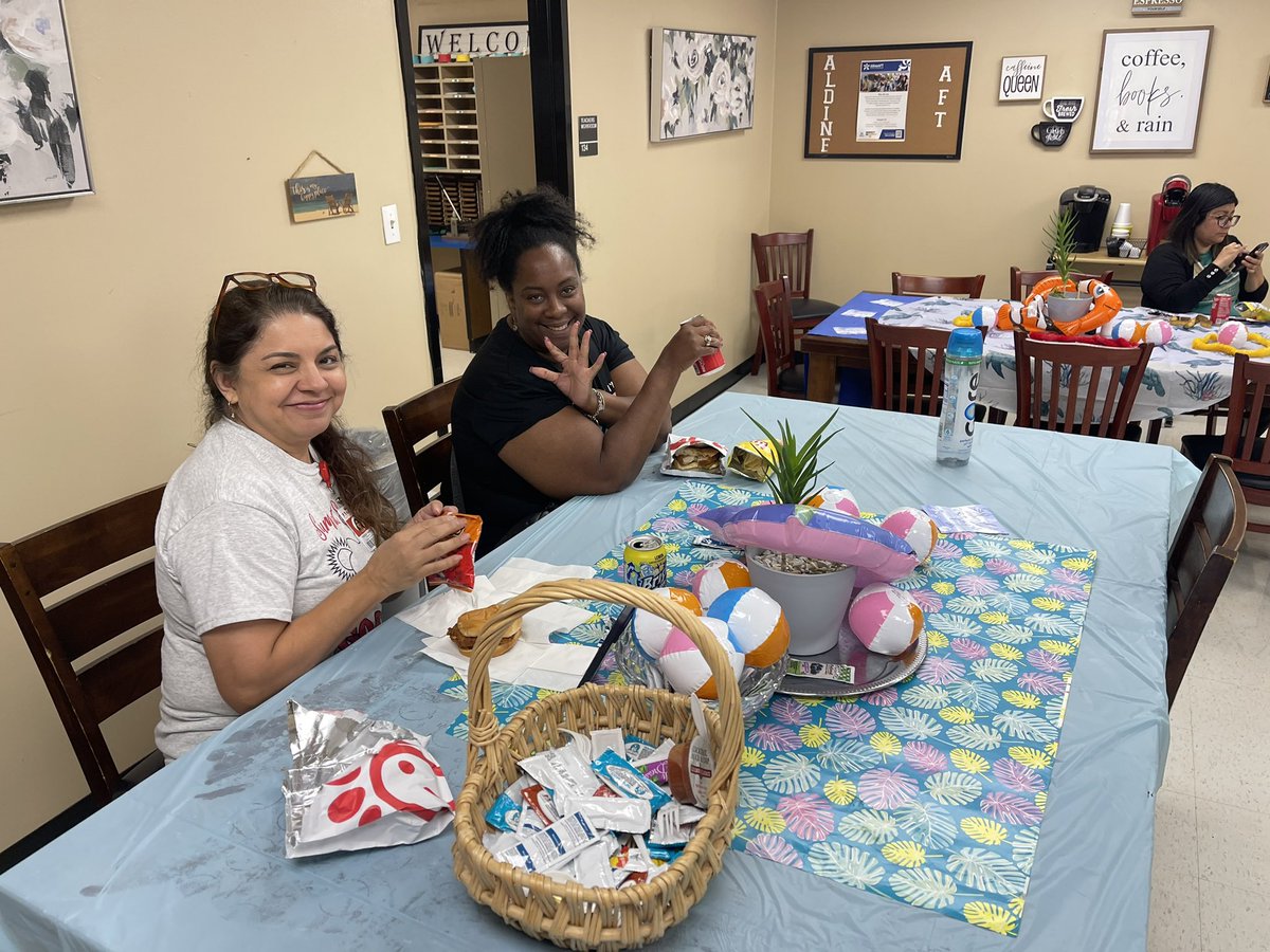 Ms. Ramos (@msramos0101) on Twitter photo Thank you to <a href="/ChickfilA/">Chick-fil-A, Inc.</a> for donating lunch to our Summer School staff . ❤️☀️ <a href="/AldineISD/">Aldine ISD</a> <a href="/MaiXtmai/">Xuan Mai</a> <a href="/trjackson20/">T. Jackson</a> We appreciate it ! 👌😋 <a href="/Carter_AISD/">Carter Academy</a> <a href="/SammonsES_AISD/">Sammons Elementary</a> <a href="/Hill_AISD/">Hill Elementary School</a> Thank you to <a href="/ChickfilA/">Chick-fil-A, Inc.</a> for donating lunch to our Summer School staff . ❤️☀️ <a href="/AldineISD/">Aldine ISD</a> <a href="/MaiXtmai/">Xuan Mai</a> <a href="/trjackson20/">T. Jackson</a> We appreciate it ! 👌😋 <a href="/Carter_AISD/">Carter Academy</a> <a href="/SammonsES_AISD/">Sammons Elementary</a> <a href="/Hill_AISD/">Hill Elementary School</a>