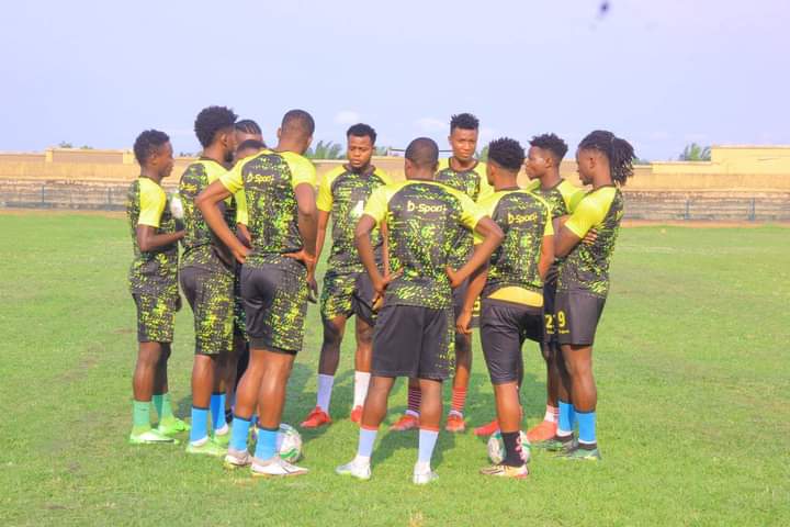 ManiemaAs's tweet photo. Reprise des entraînements de L'AS MANIEMA UNION ce mardi 28/06/2023. https://t.co/c1HPBQx5kw