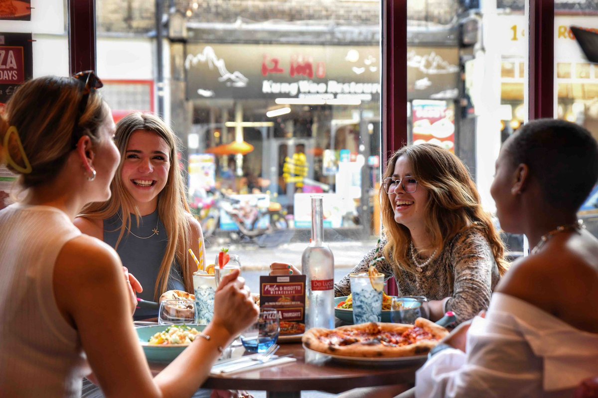 DeLucaCambridge's tweet image. Mid-week #Offers + #Gelato + #RoofTerrace = #Summer Sorted!!

Pasta Weds:
Any #pasta (or #risotto) just £12
+ 2 #cocktails for £12
5-7pm

Pizza Thurs:
Any #pizza just £12
+ 2 cocktails £12

+ new artisan gelato + rooftop terrace! #Cambridge #foodoffer #drinksoffer #midweek