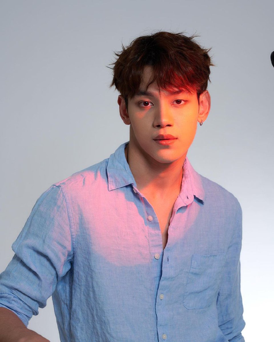 cnbksnhn's tweet photo. Yupp.. it is him.. hair and the earring also jawsss
@chapmeow
#แชปศุภชีพ #chapmeow
#chapspc #miraclechap https://t.co/4KkMlM08oM