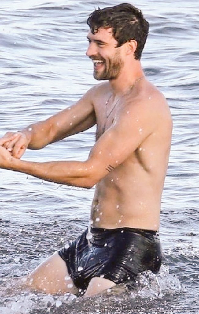 Famous Bulges on Twitter "RT TheFamousBulges David Corenswet, the