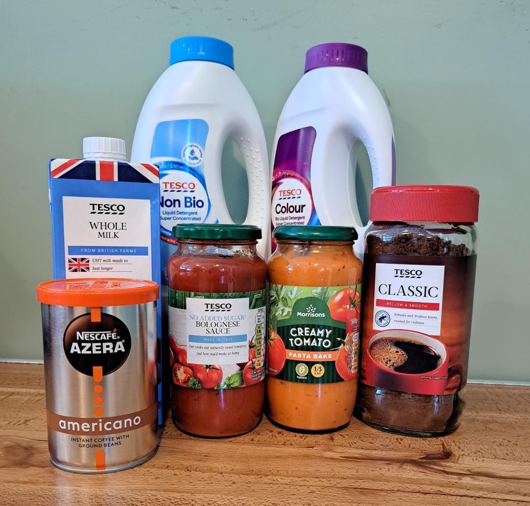 FoodbankSketty's tweet photo. We're running low 🙈 We would appreciate donations;
- UHT milk
- instant coffee
- cooking sauce
- washing liquid 
We receive donations Tues (4-6pm) Wed (10-2).
#begenerous  #fighthunger  #helpingothers  #communitymatters  #LetsHelpLocal  #SkettyFoodbank  #registeredcharity https://t.co/fmsCskh7aq