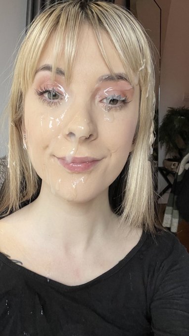 happy with myself 😊😊😊   RT if you think I look good too https://t.co/GNrfHpwtCj<a href="/tag/stripchat"class="tags"><span>#stripchat</span></a><a href="/tag/stripchatlive"class="tags"><span>#stripchatlive</span></a>